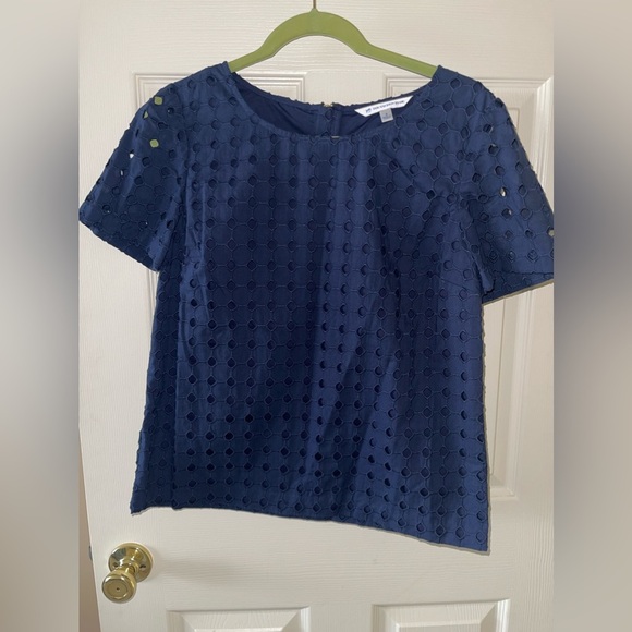 Southern Tide Womans Top - Size 6 - Picture 1 of 7